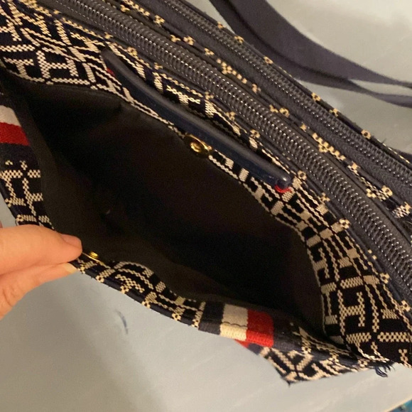 Tommy Hilfiger Monogram Crossbody - Picture 3 of 8